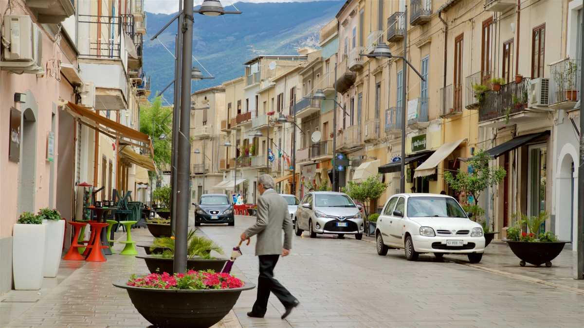 Addio ai fastidi: come la Maglietta Superfit elimina cattivi odori